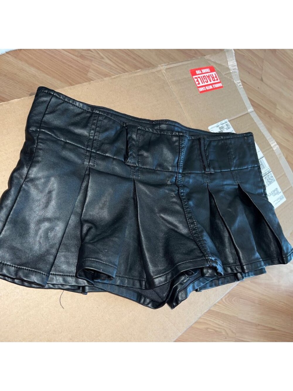 Free People Black Faux Leather Pleated Mini Skort Size 4 Rocker Chic Festival